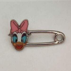 Disney Pin Trading HKDL Daisy Safety Pin Collection Pin Hong Kong Disney 2015